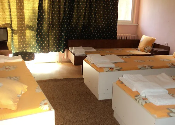 Ośrodek wypoczynkowy Stroitel *