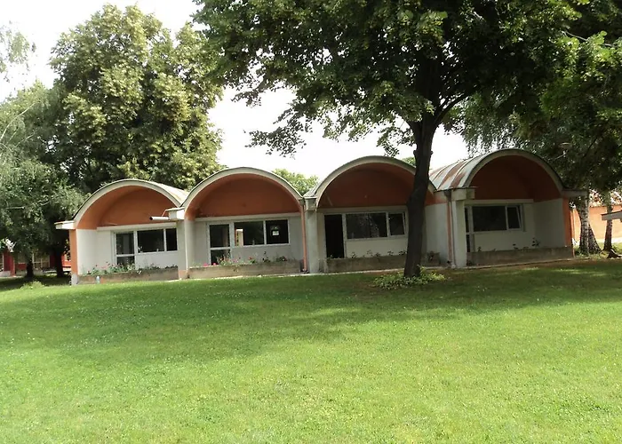 Ośrodek wypoczynkowy Stroitel