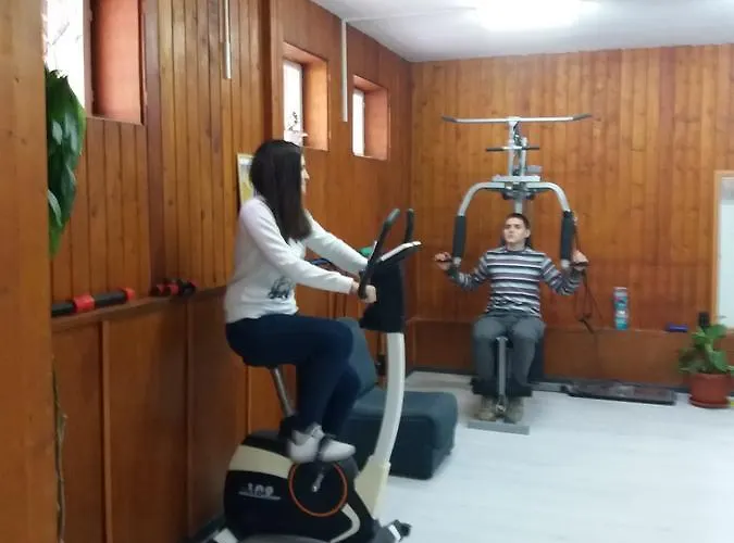 Ośrodek wypoczynkowy Stroitel *