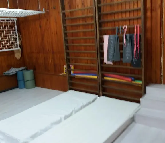 Ośrodek wypoczynkowy Stroitel *